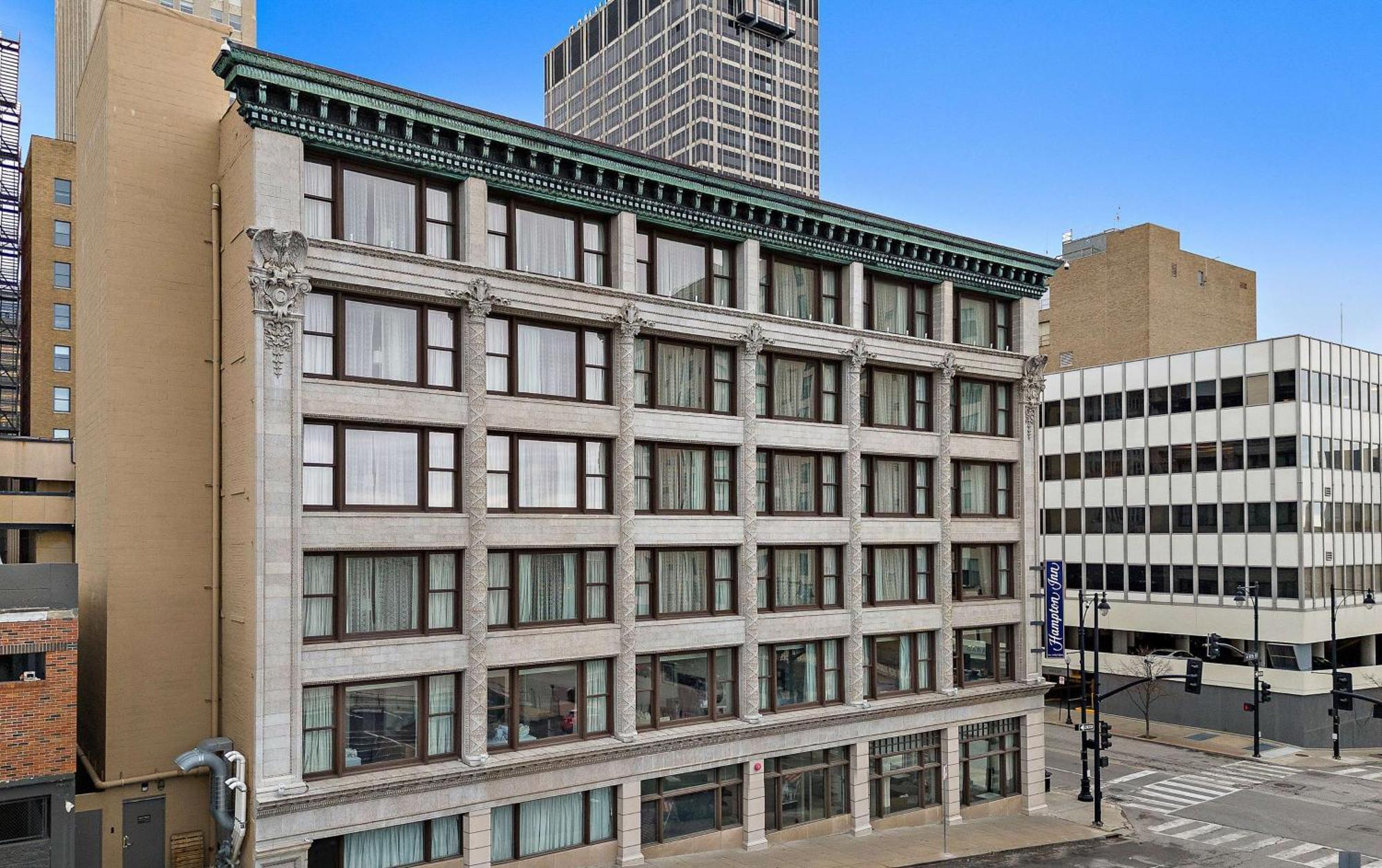 Hotel Hampton Kansas - Downtown Financial District