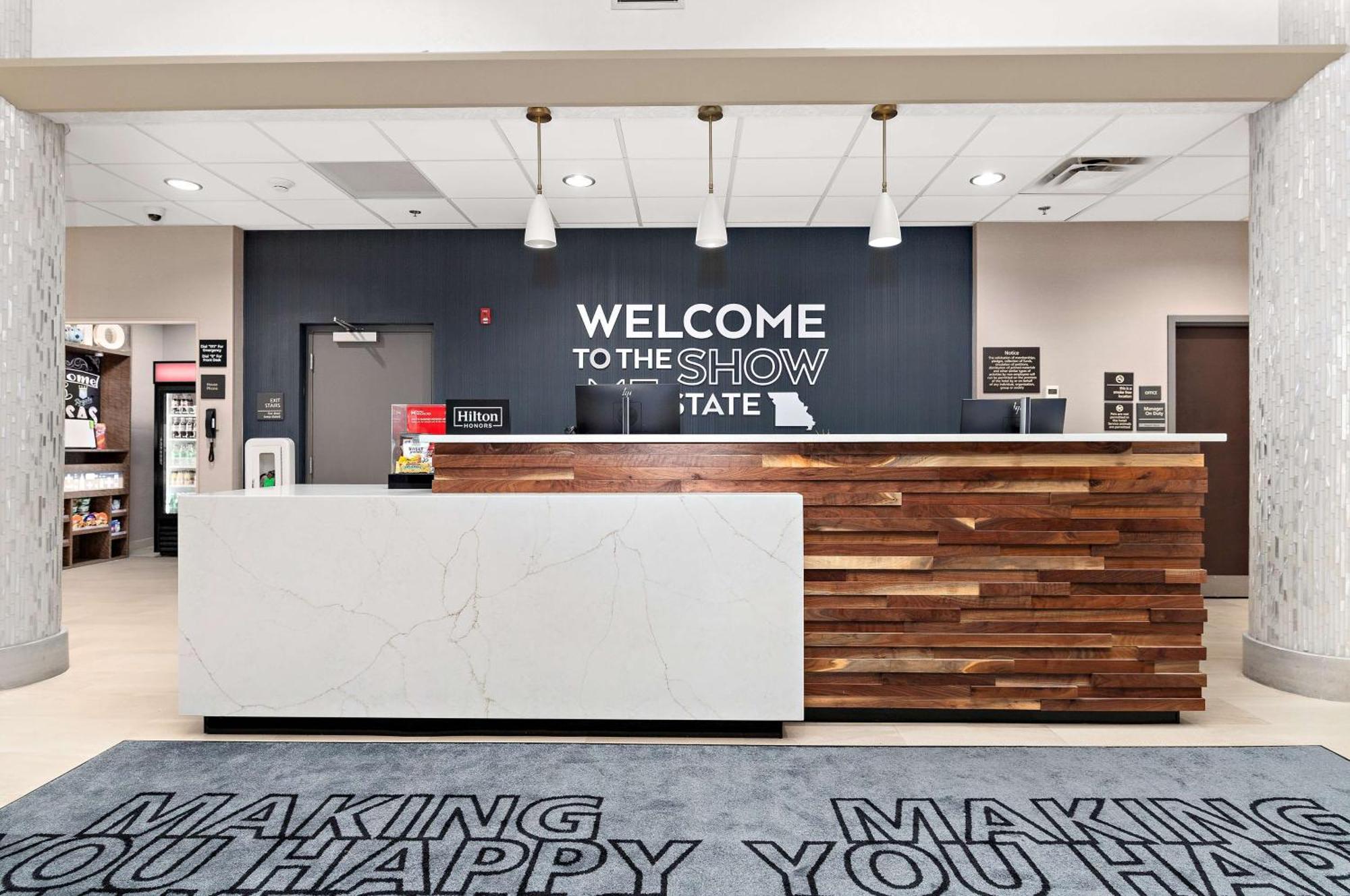 Hampton Kansas - Downtown Financial District 3*