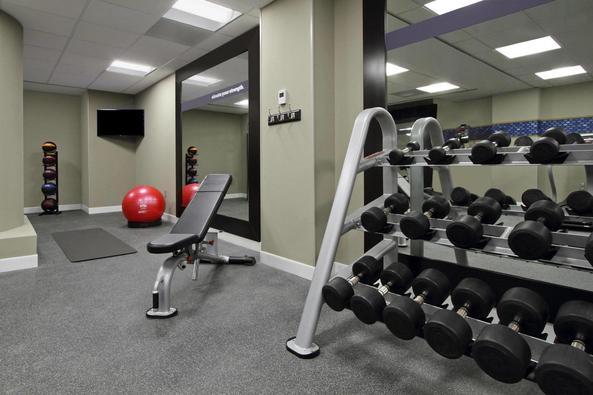 Hampton Kansas - Downtown Financial District 3* Kansas City