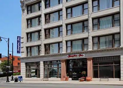 Hampton Kansas - Downtown Financial District